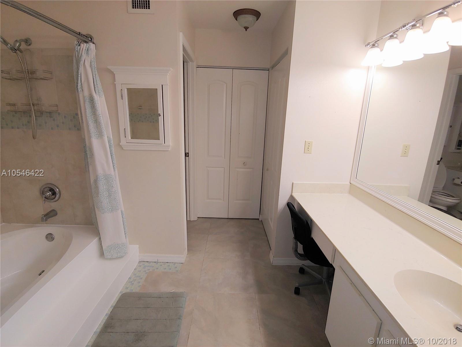 LAKES OF AVALON SEC 2 - Residential