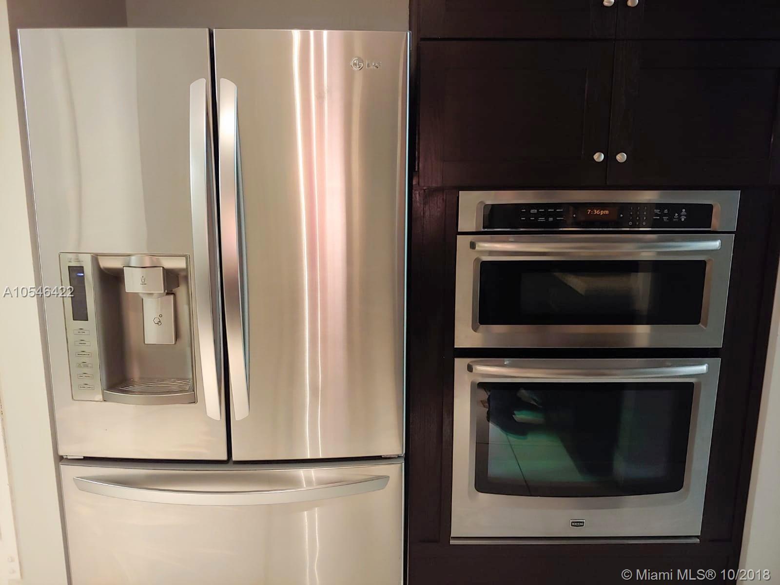 LAKES OF AVALON SEC 2 - Residential