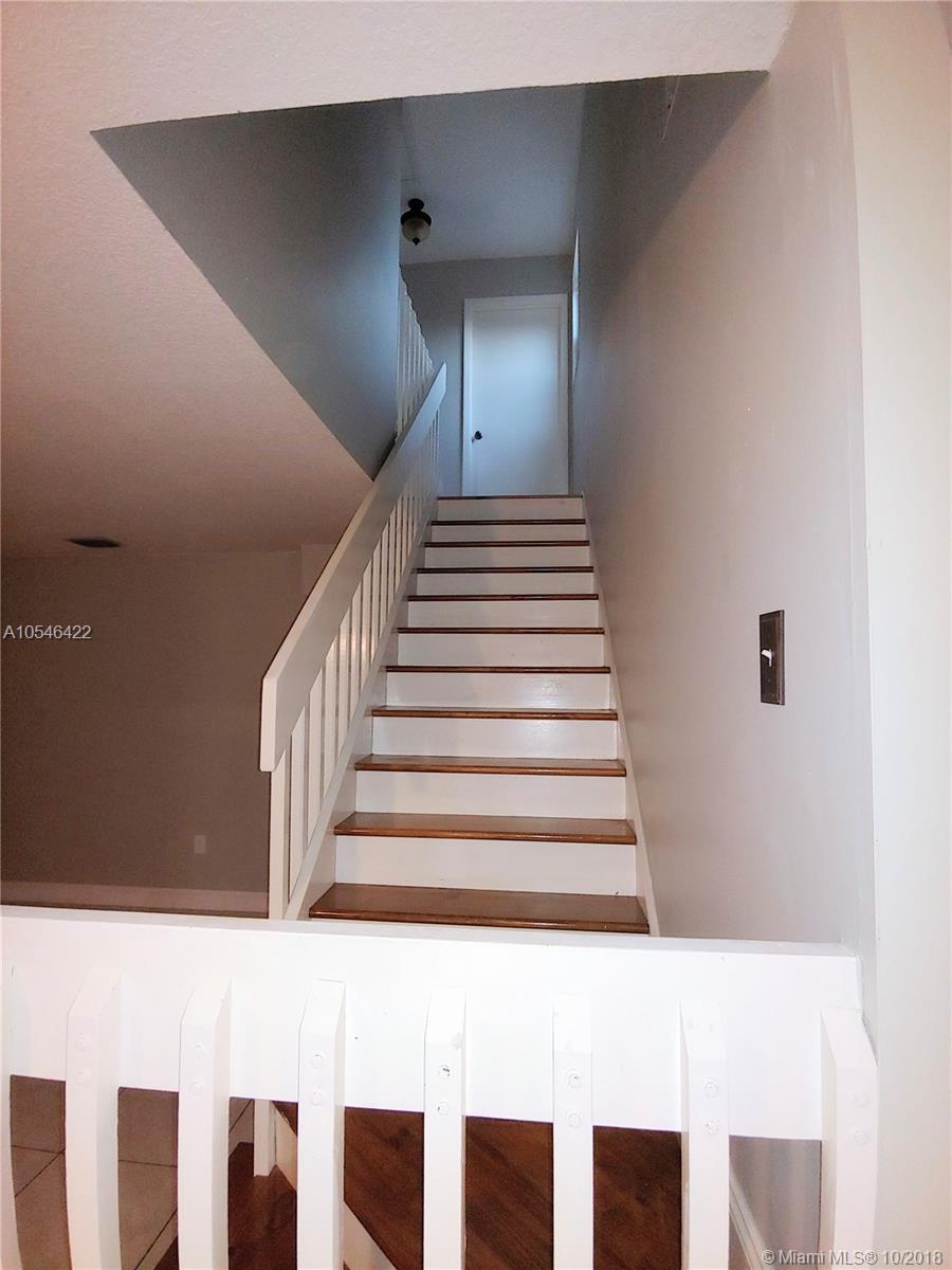 LAKES OF AVALON SEC 2 - Residential