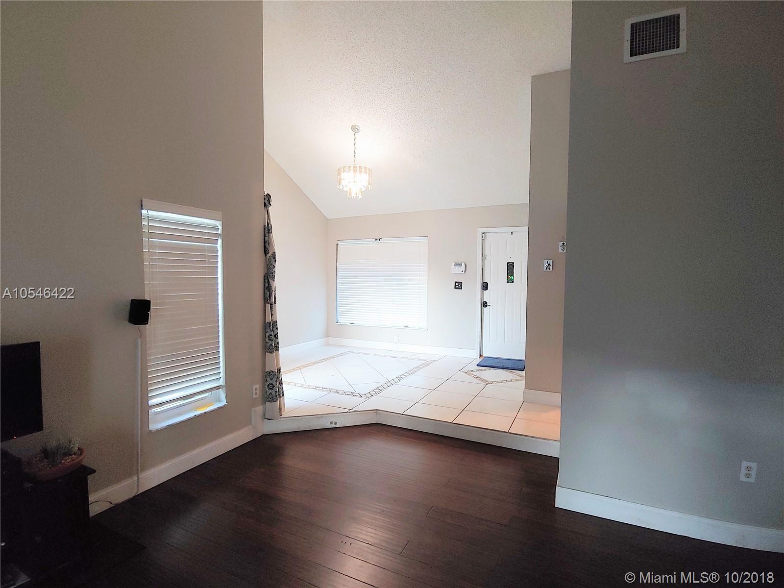 LAKES OF AVALON SEC 2 - Residential