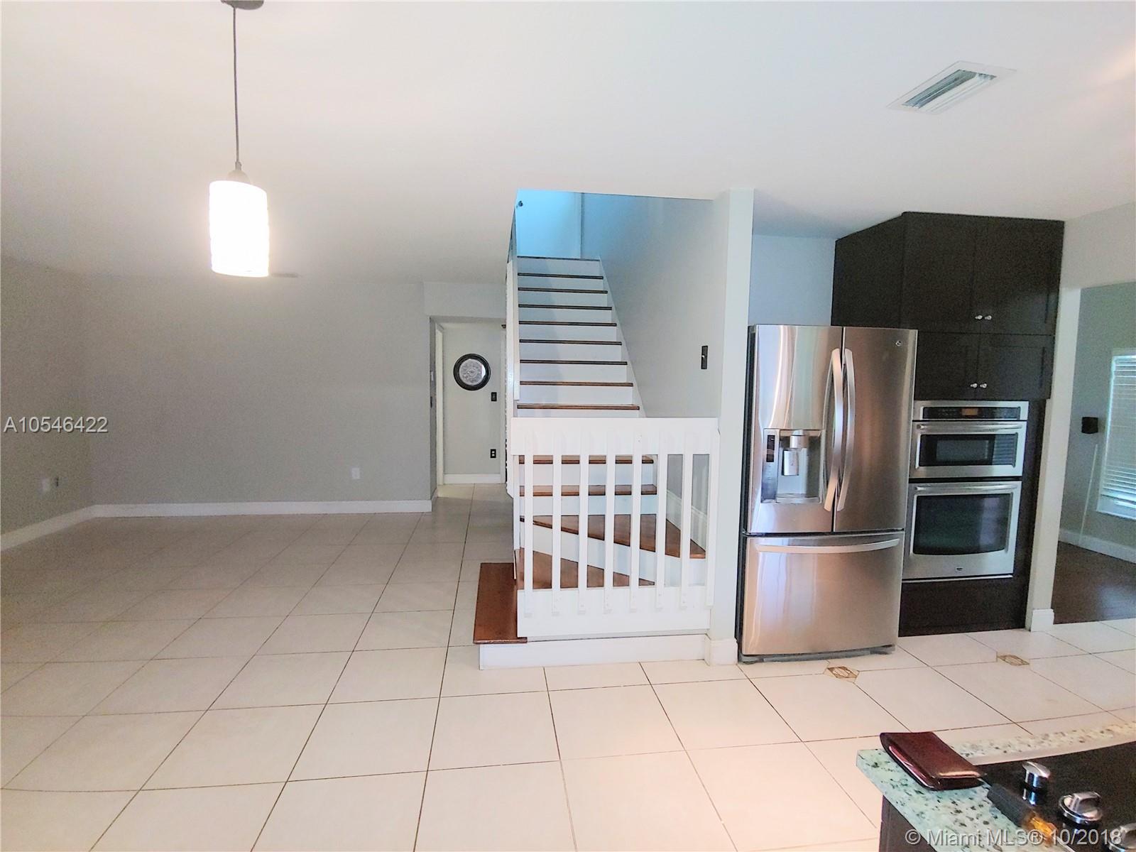 LAKES OF AVALON SEC 2 - Residential