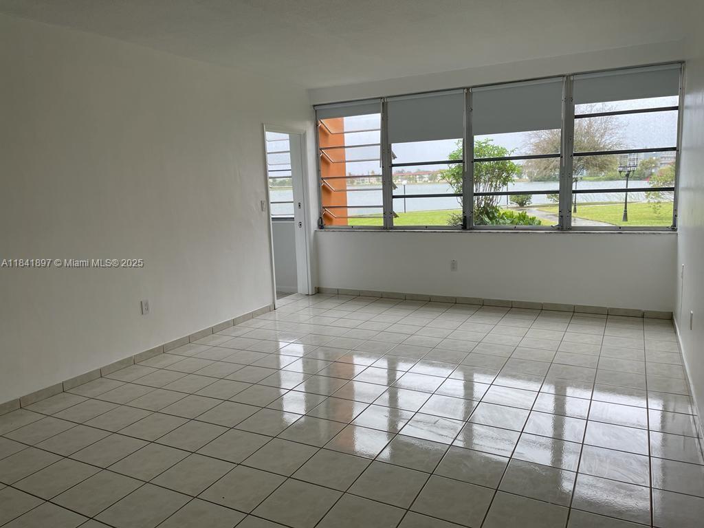 1591 NE Miami Gardens Dr 111