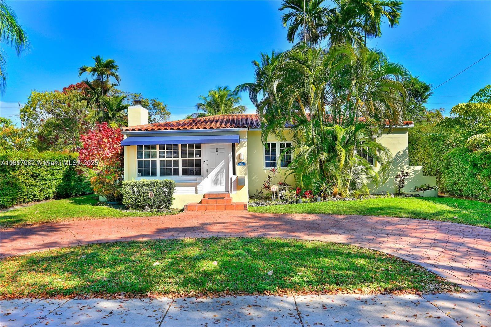 537 Zamora Ave, Coral Gables, Broward County, Florida - 3 Bedrooms  
2 Bathrooms - 