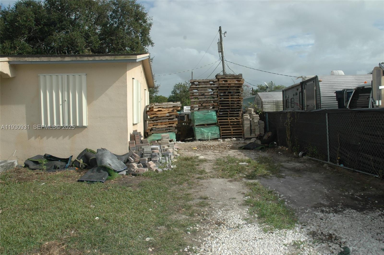 SUNNYLAND PARK NO 2 - Residential