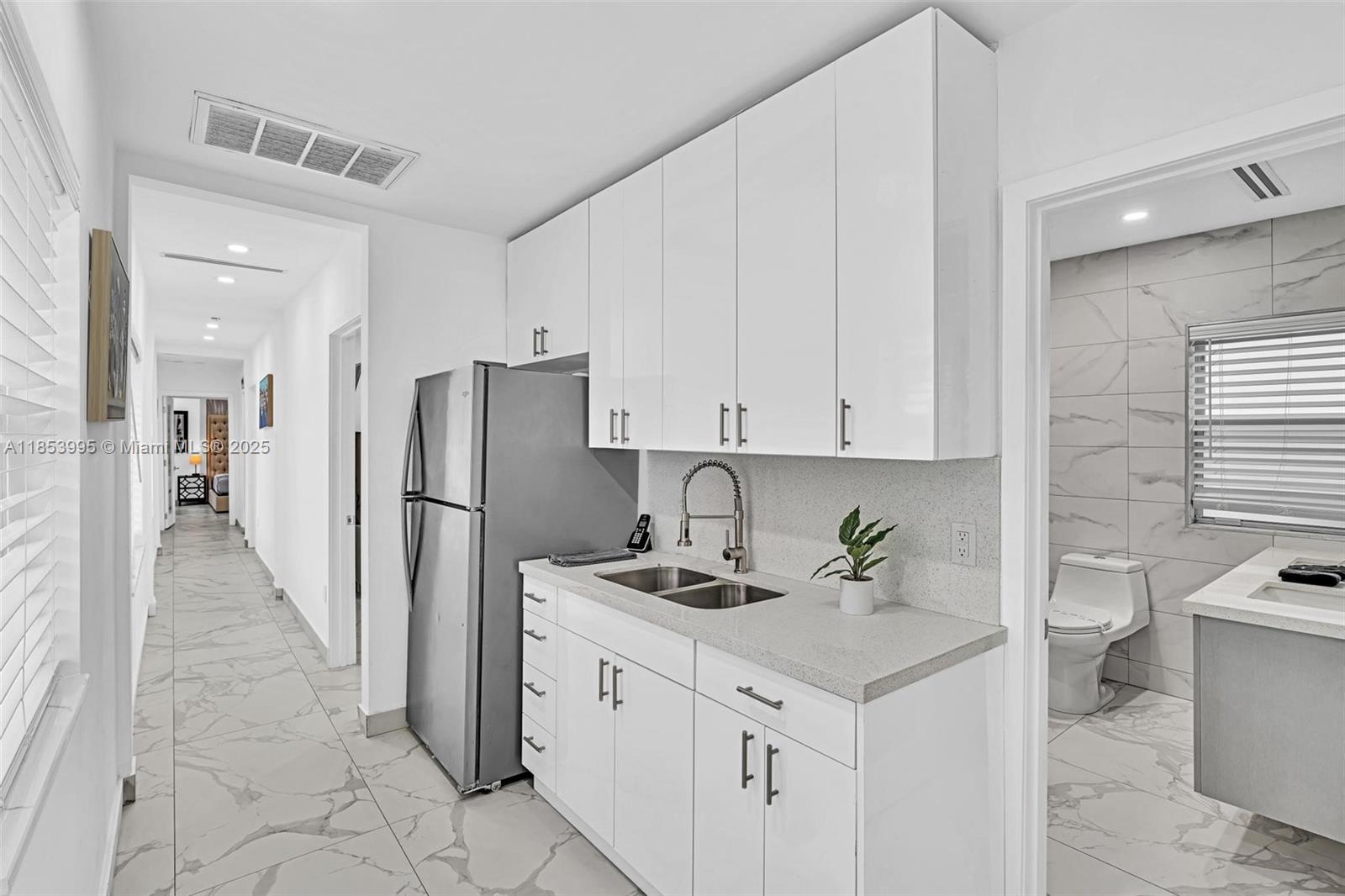 HOLLYWOOD BEACH SECOND AD - Residential