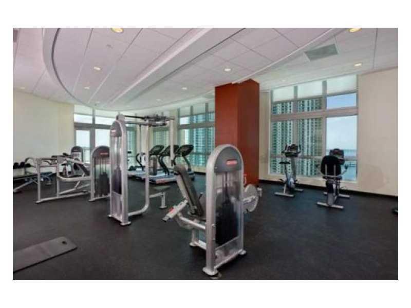 MET 1 CONDO - Residential Lease