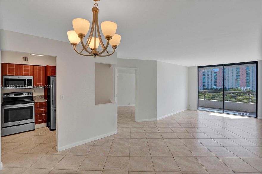 AT PARC CENTRAL SOUTH AVENTURA! AMAZING PRICE DECREASE! THE LOWEST PRICE ON A RENOVATED 2 BEDROOMS 2 BATH IN THE BUILDING! Beautiful very bright 2 bedrooms,2 bathrooms, Popcorn ceiling has been replaced by a smooth ceiling, walking closets, Dishwasher, WASHER AND DRYER in the very demanded Parc Central South in Aventura with an amazing open vue from the 10th floor! Rent includes your trash, water, cable and internet. Resort style amenities: Pool, spa, volleyball, fitness center and sauna. Walking distance from Aventura Mall and the Circle. Please contact listing agent for showing Monday to Friday 9am to 6 pm. 700 Credit score minimum.