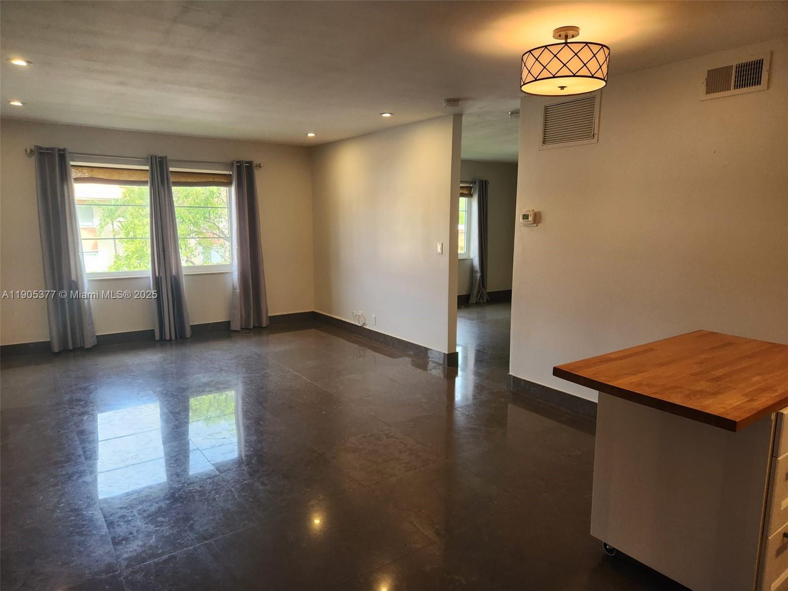 MANOR GROVE VILLAGE ONE I - Residential Lease