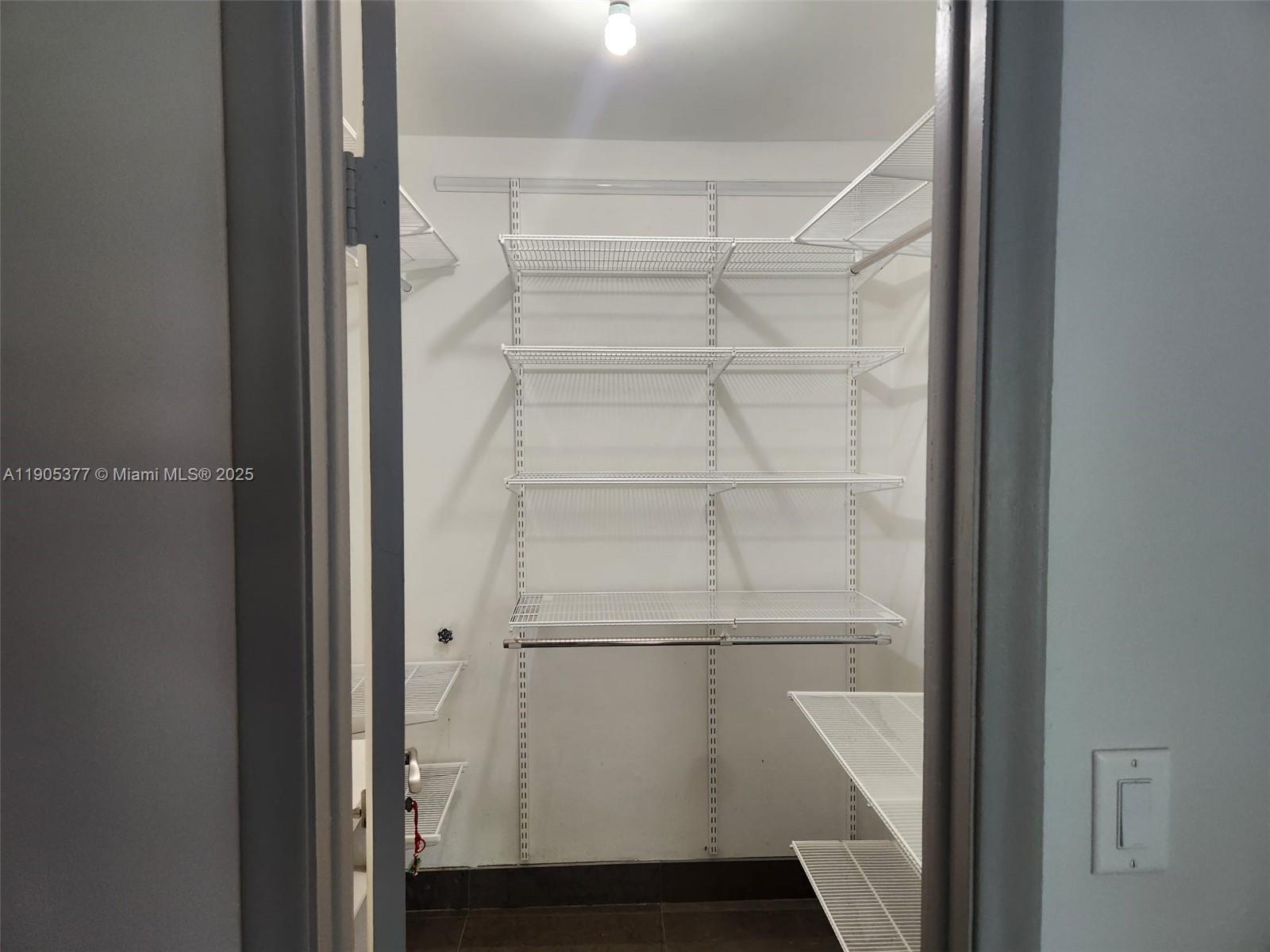 MANOR GROVE VILLAGE ONE I - Residential Lease