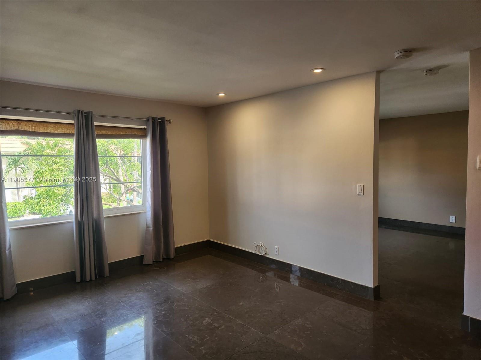 MANOR GROVE VILLAGE ONE I - Residential Lease