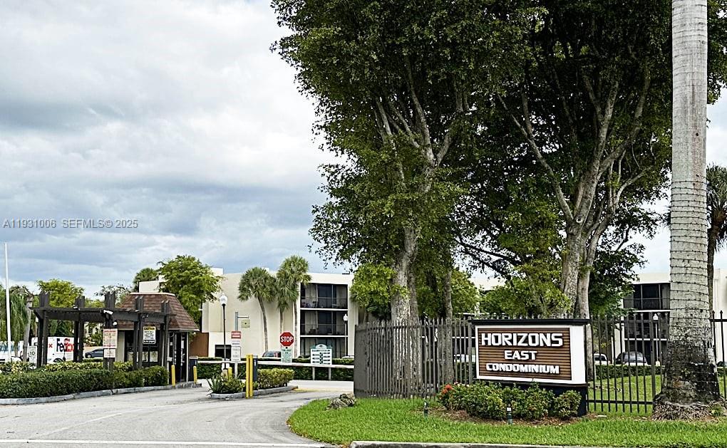 THE HORIZONS - Residential Lease