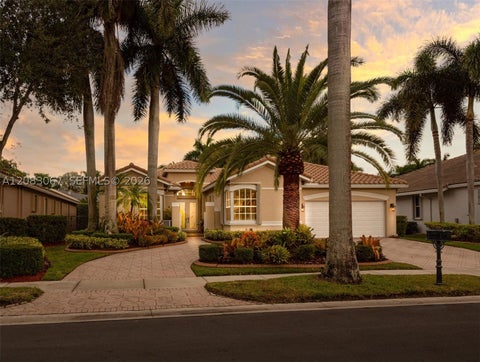 Photo of 2552 Jardin Ln, Weston, FL 33327 (MLS # A12083067)