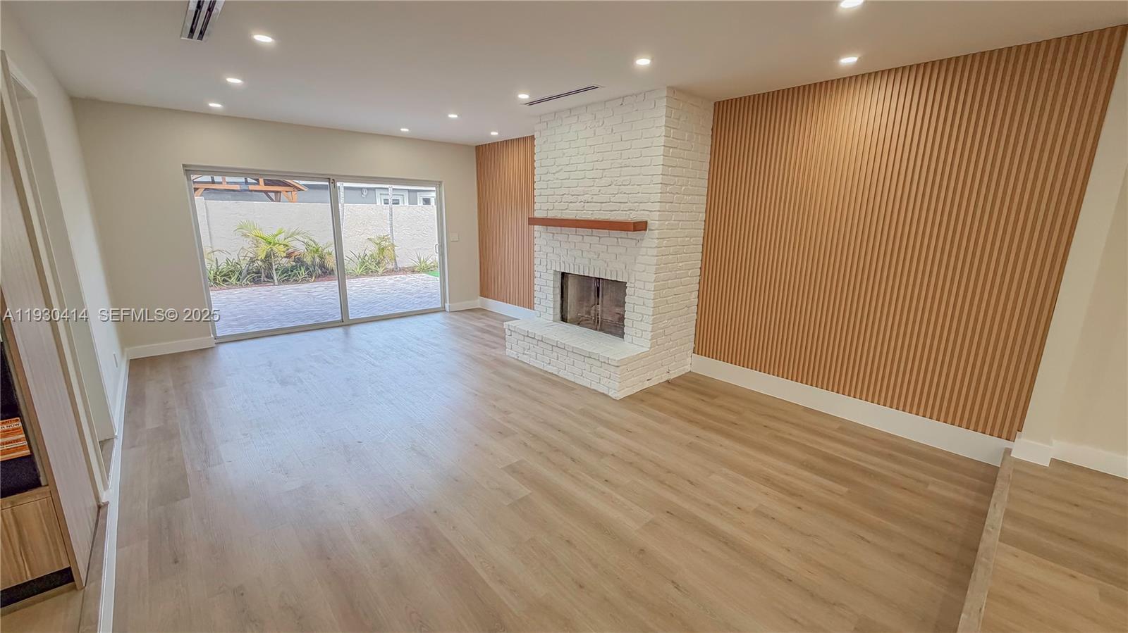 CORAL RIDGE ADD - Residential