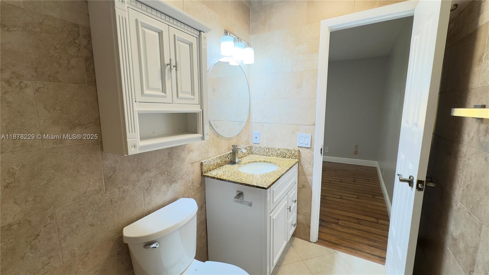 COLONIES CONDO - Residential