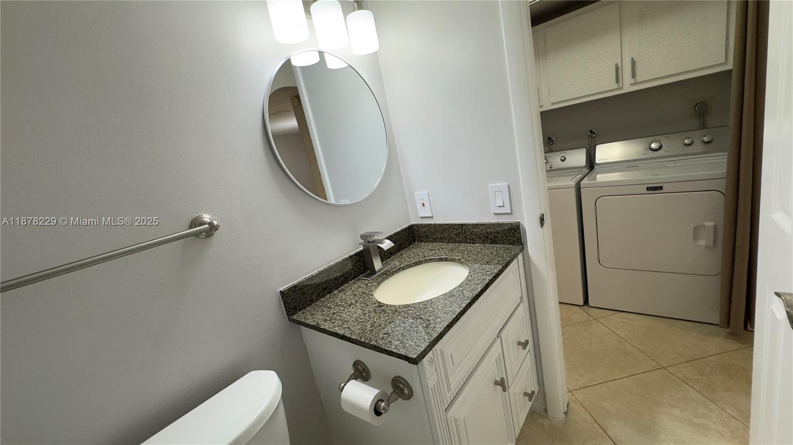 COLONIES CONDO - Residential