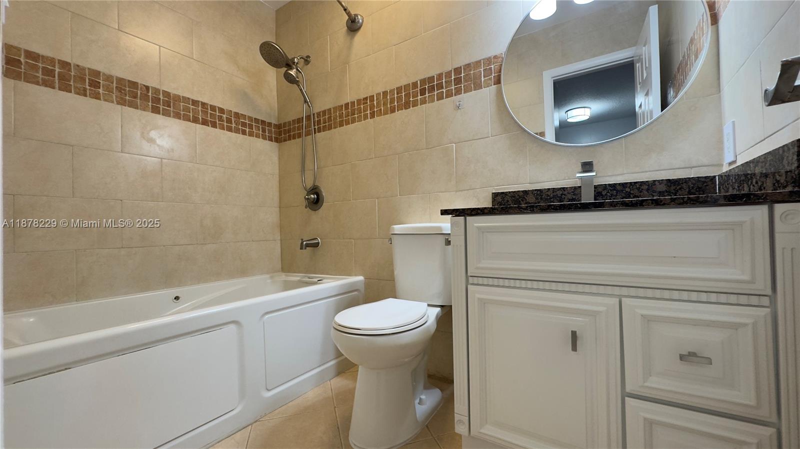 COLONIES CONDO - Residential