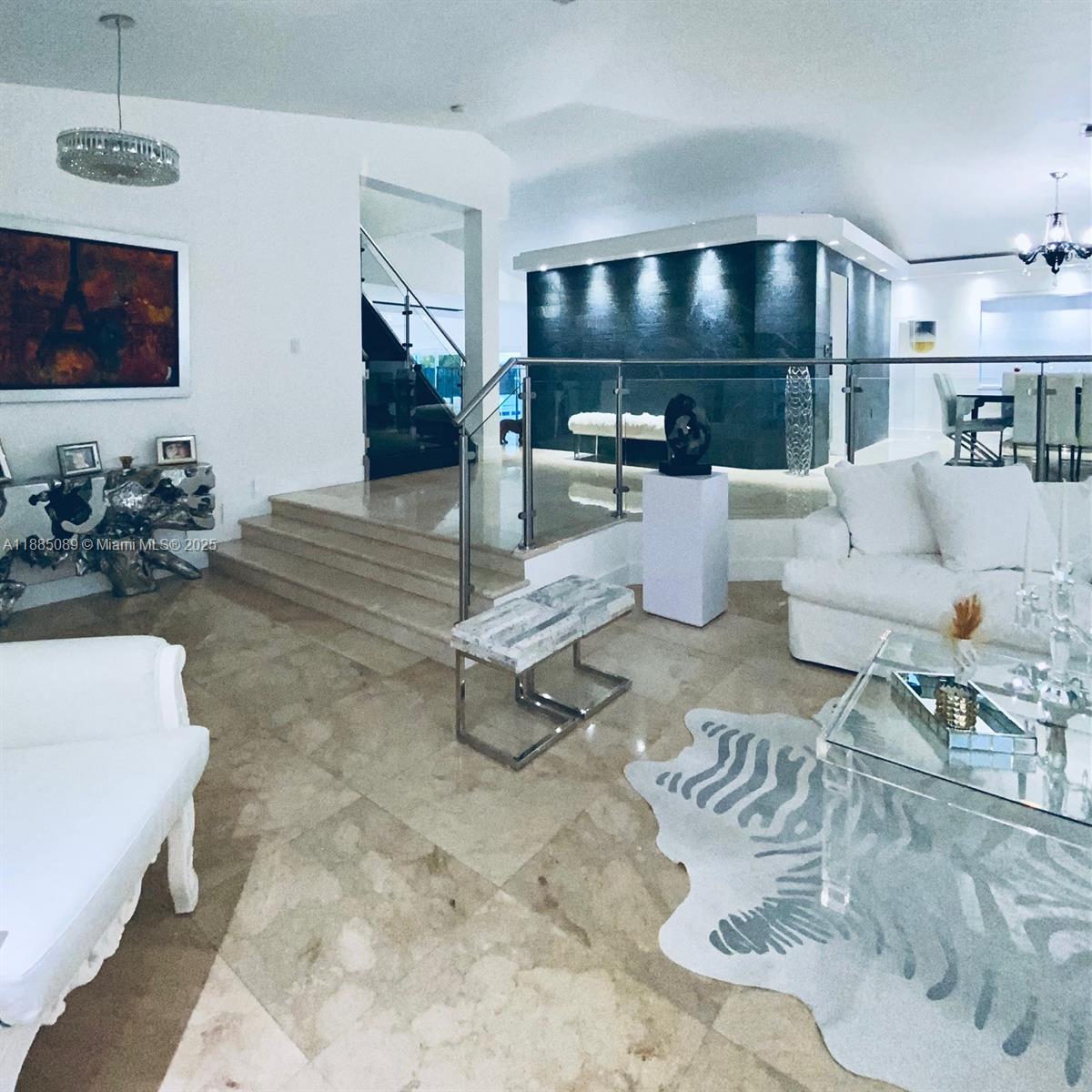 DORAL ISLES RIVIERA - Residential