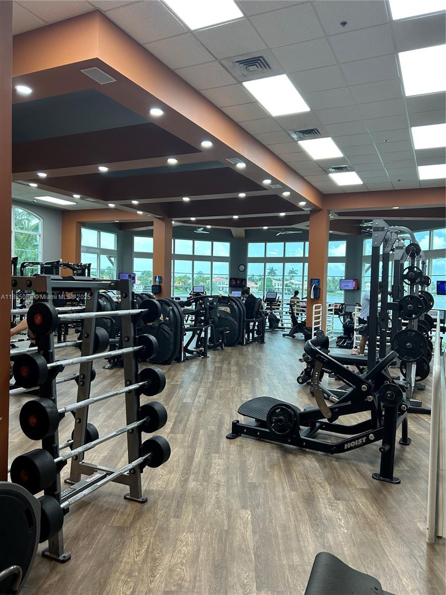DORAL ISLES RIVIERA - Residential