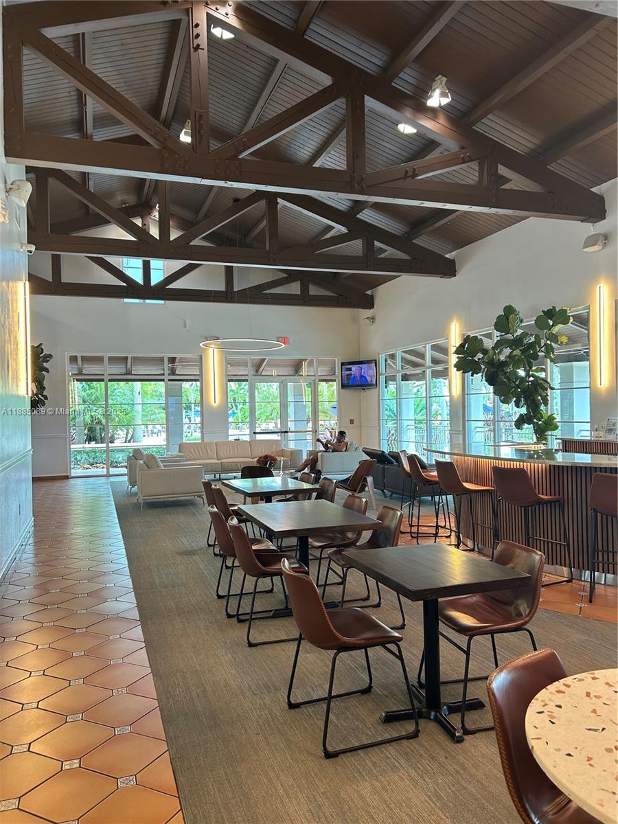 DORAL ISLES RIVIERA - Residential
