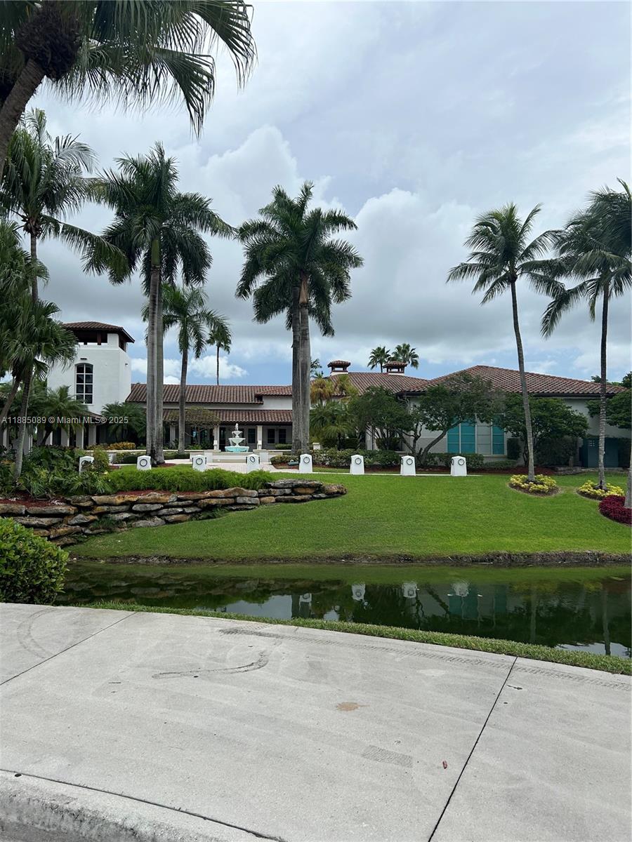 DORAL ISLES RIVIERA - Residential