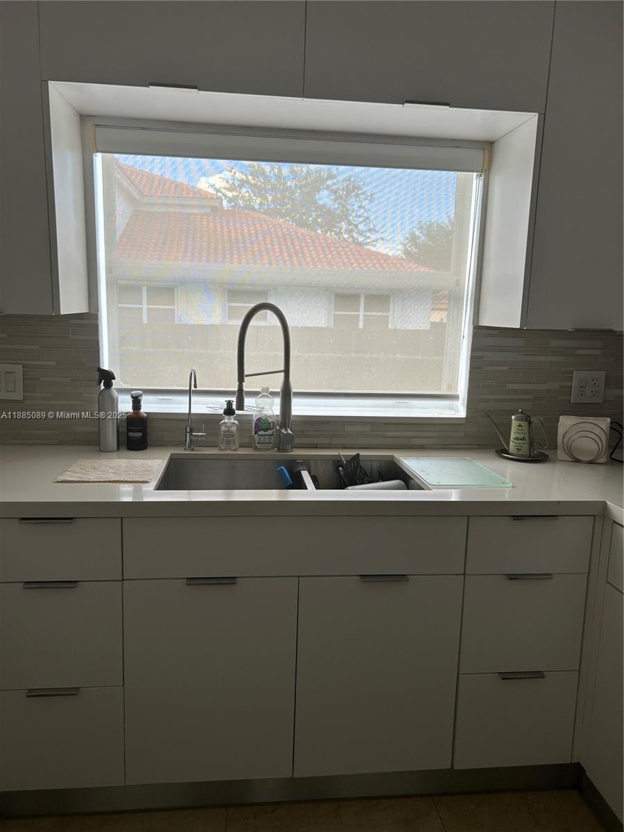DORAL ISLES RIVIERA - Residential