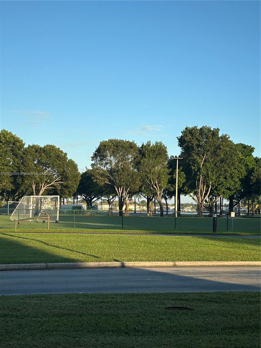 DORAL ISLES RIVIERA - Residential