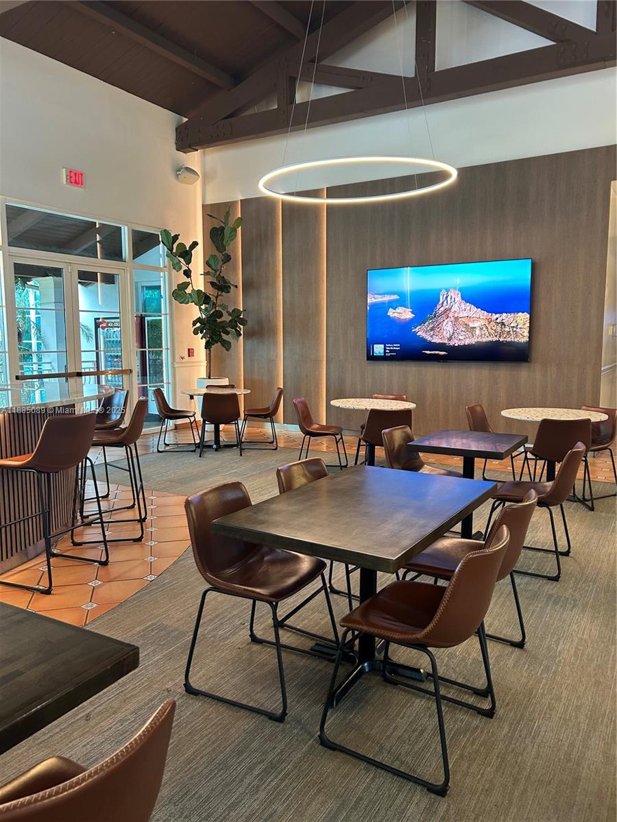 DORAL ISLES RIVIERA - Residential