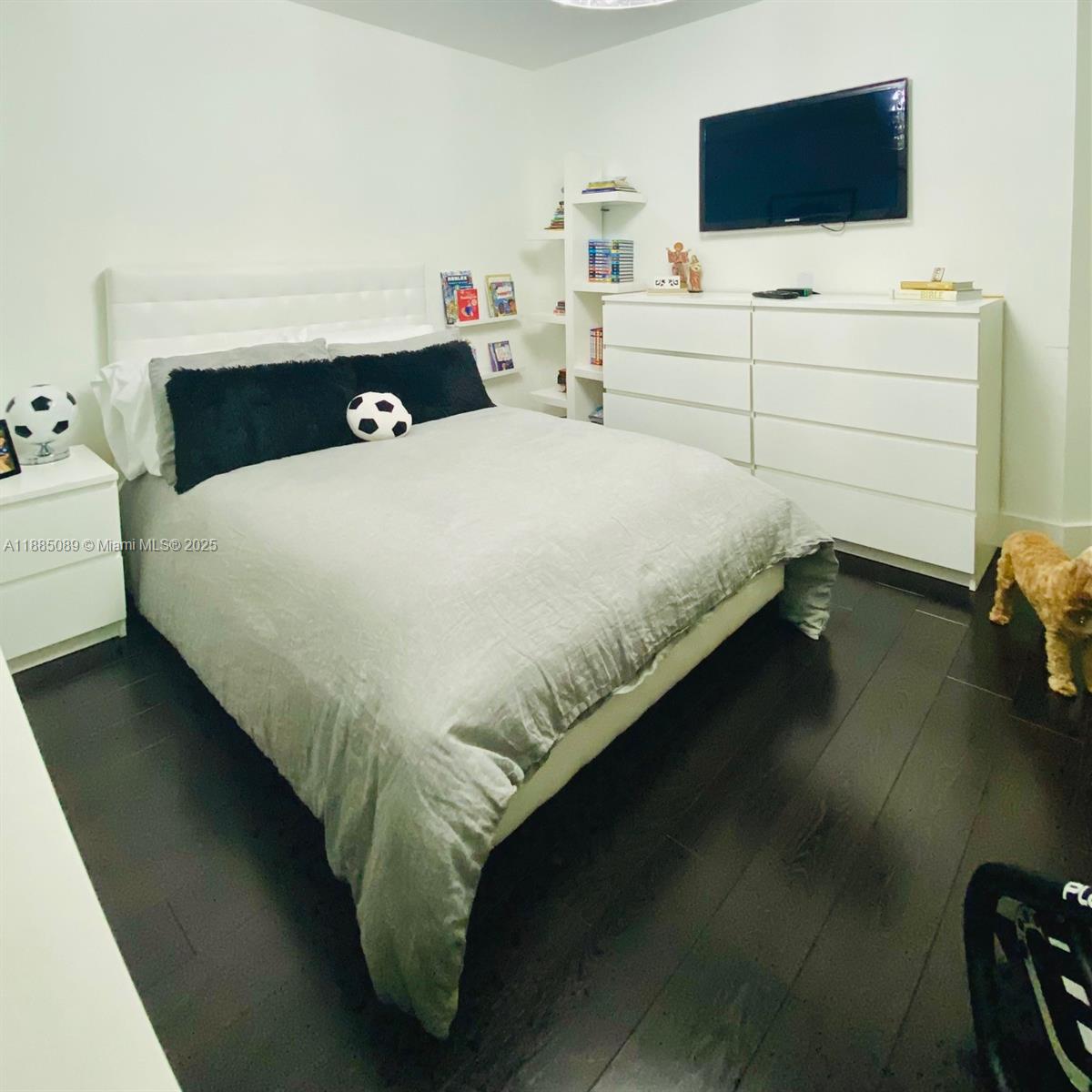 DORAL ISLES RIVIERA - Residential