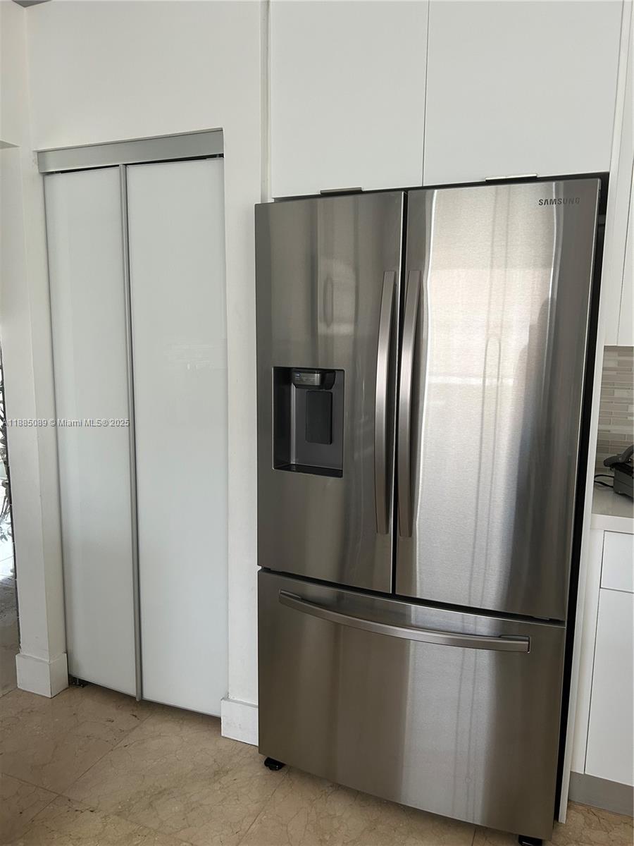DORAL ISLES RIVIERA - Residential