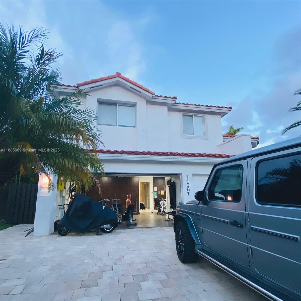 DORAL ISLES RIVIERA - Residential