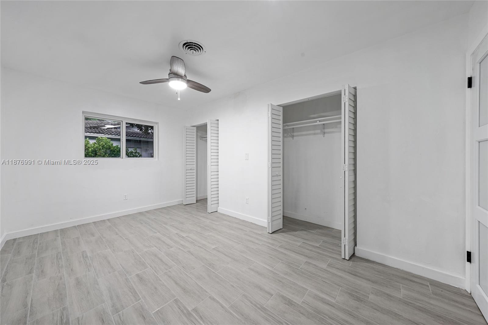 THE DELLS - Residential Lease