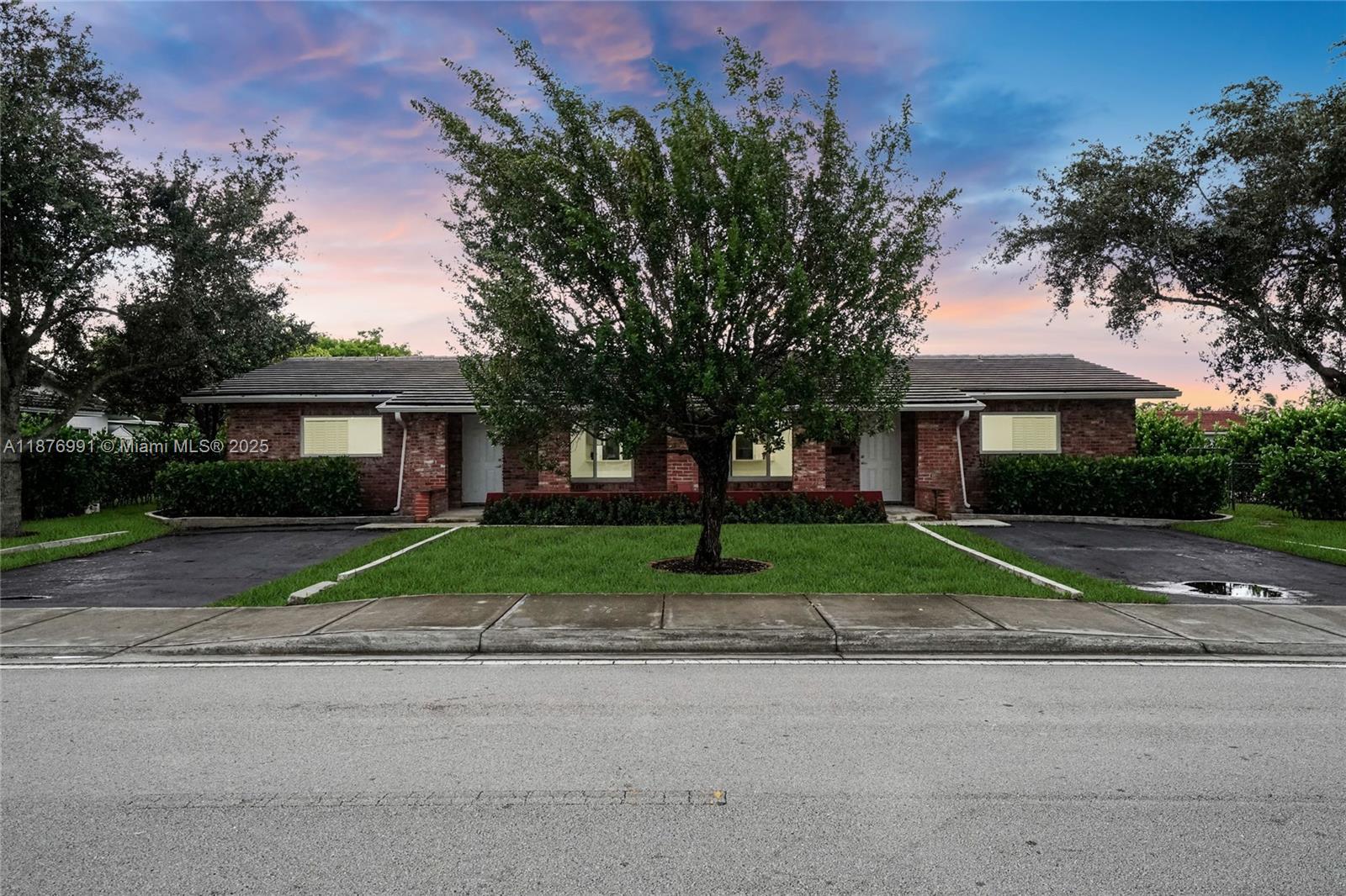 Coral Springs Duplex for Rent! Be the first to enjoy this completely renovated home in a sought-after Coral Springs
neighborhood. Each unit features 3 bedrooms and 1 bathroom, with a private driveway and separate fenced yard
for privacy. Recent upgrades include a new roof, new electric panel, and impact windows – everything is brand new
and move-in ready! No HOA. Each unit has a separate FPL meter (shared water meter). Don’t miss this opportunity
to live in a modern, updated home in a great location!
