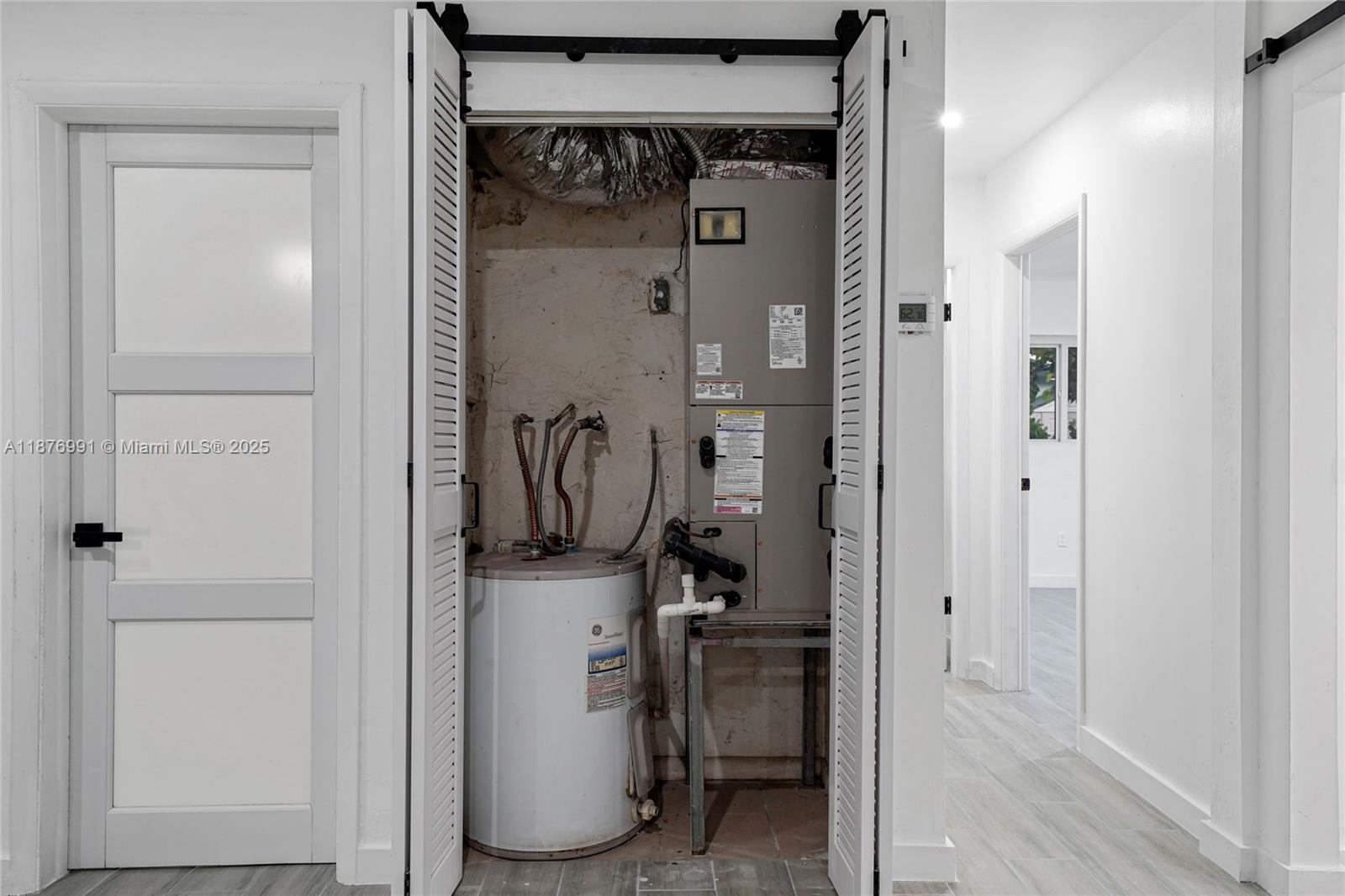 THE DELLS - Residential Lease