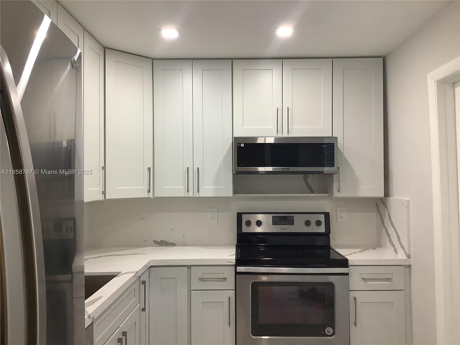 4401 NW 41st St 109