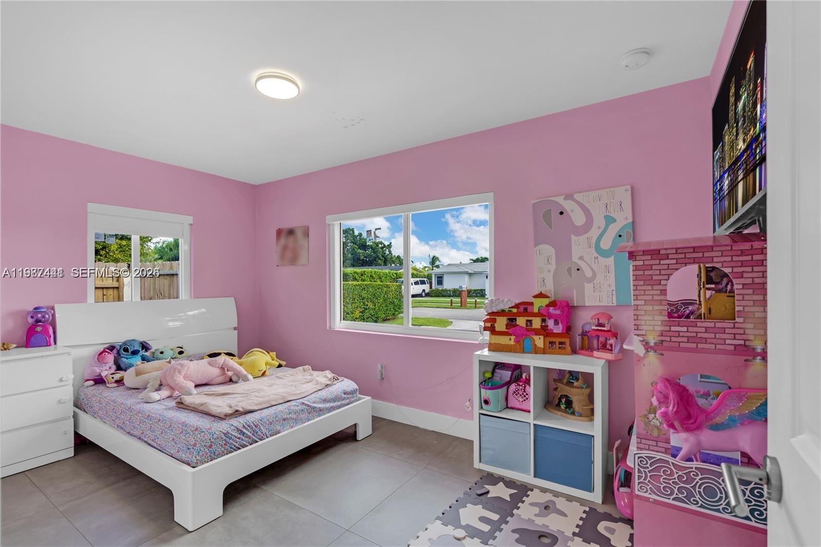 FAIRWAY PLAZA - Residential Lease