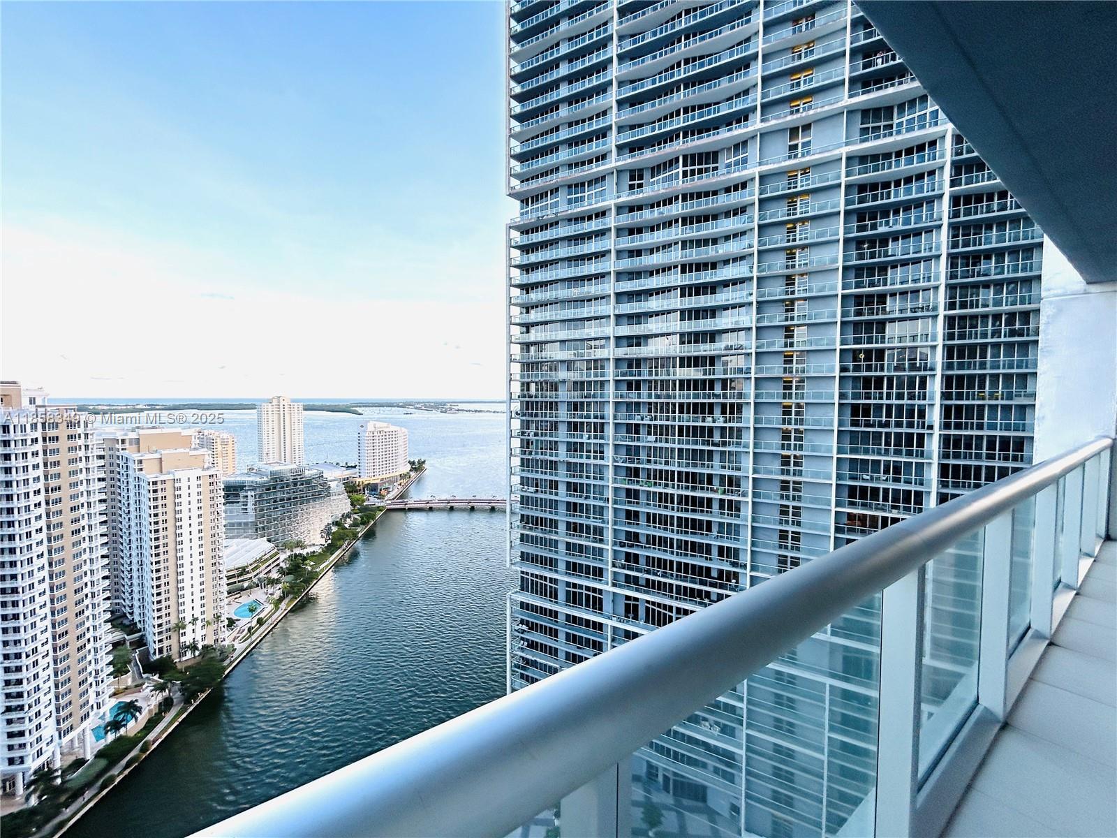 ICONBRICKELL CONDO NO 1 - Residential Lease