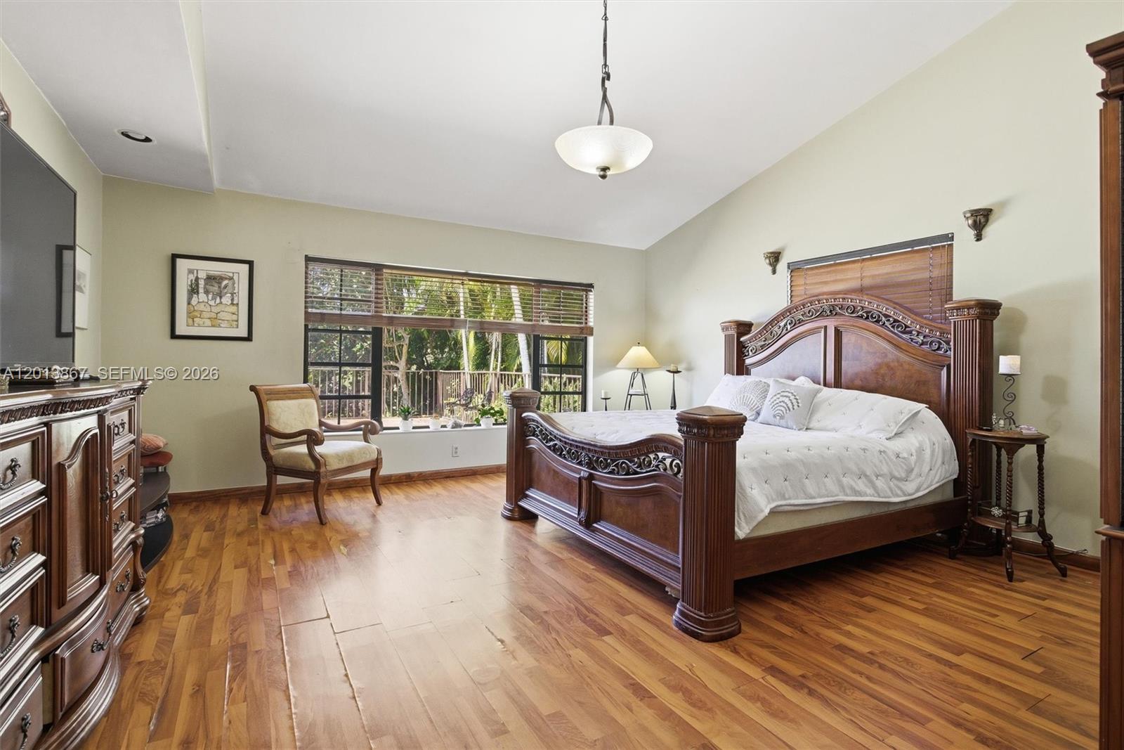 COUNTRY CLUB OF MIAMI EST - Residential