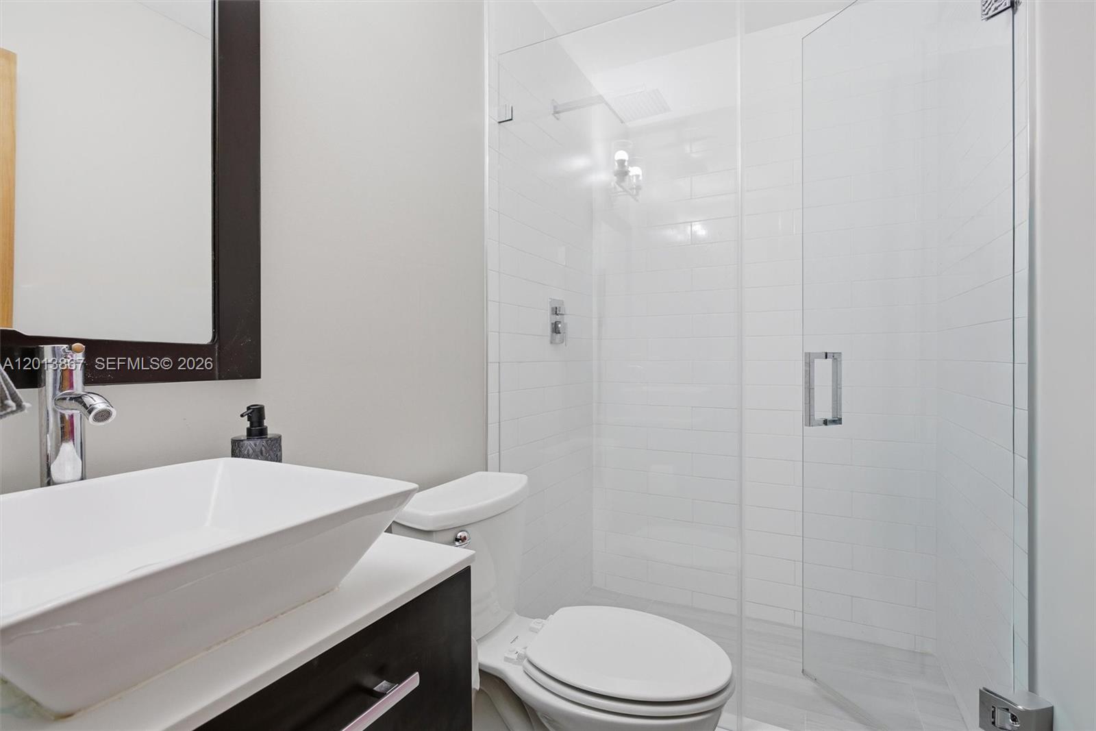 COUNTRY CLUB OF MIAMI EST - Residential