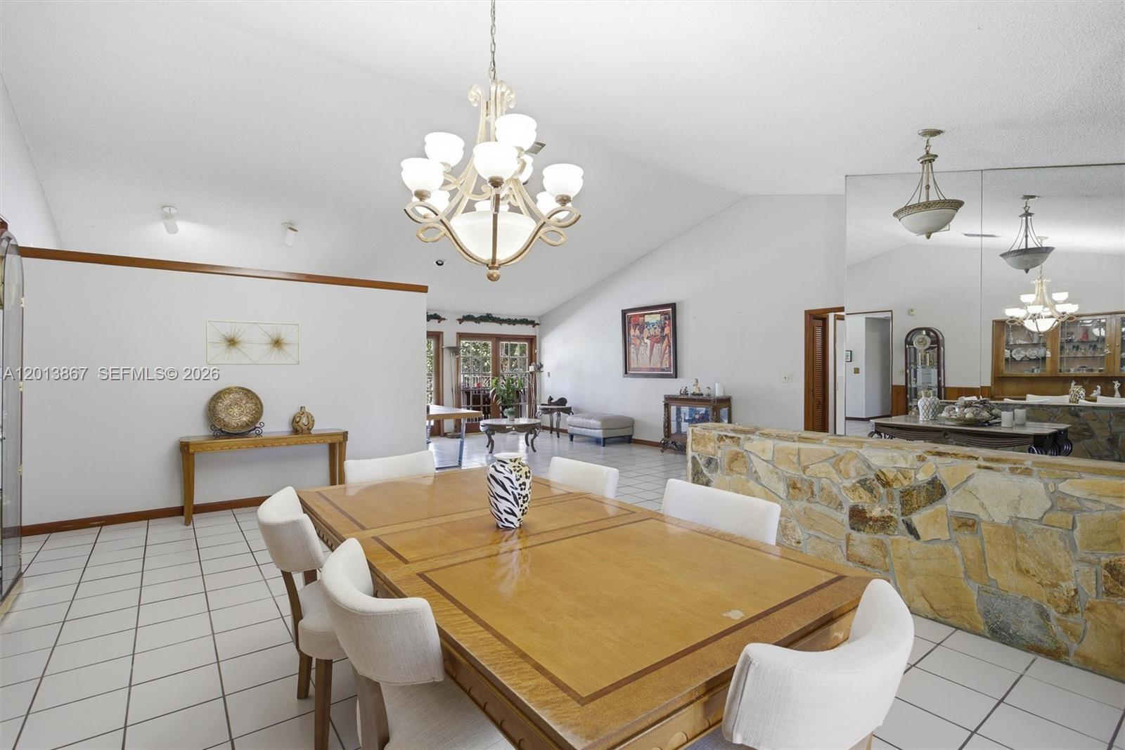 COUNTRY CLUB OF MIAMI EST - Residential