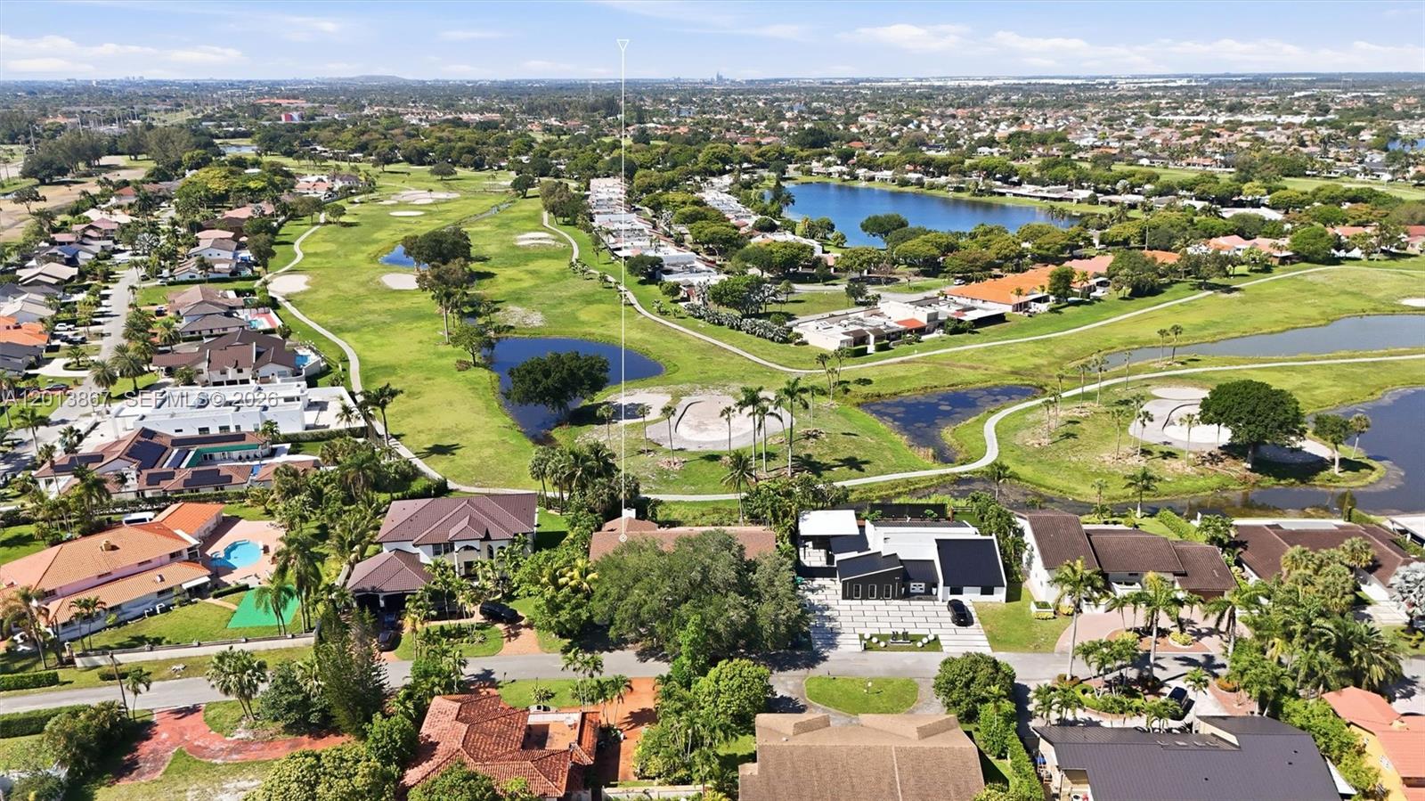 COUNTRY CLUB OF MIAMI EST - Residential