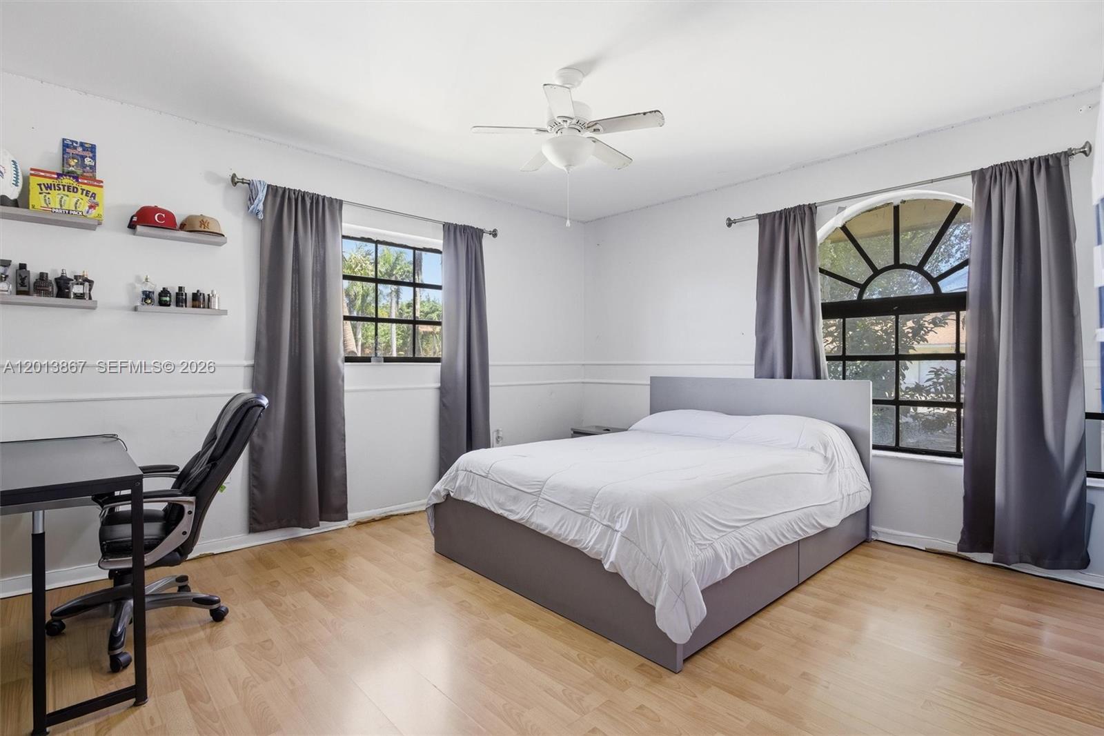 COUNTRY CLUB OF MIAMI EST - Residential