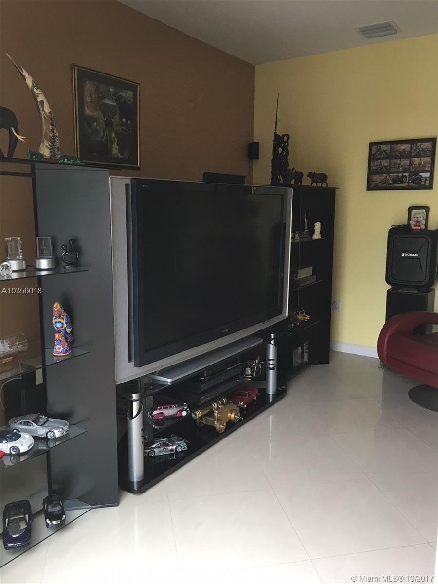 LAKES BY THE BAY CEE - Residential