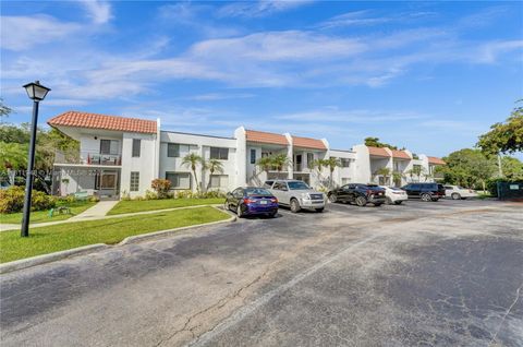 304 Racquet Club Rd 105 Weston FL 33326