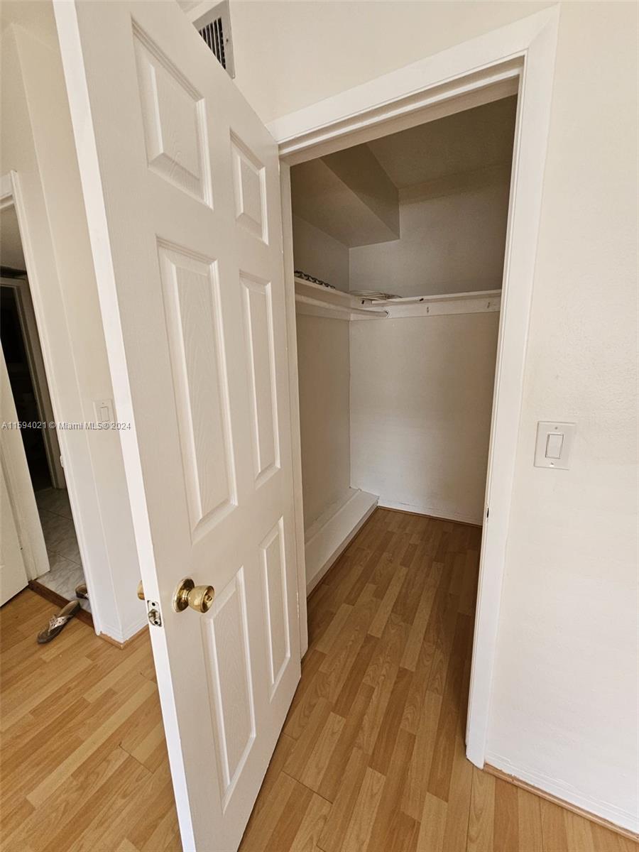 SEVENTEENTH GREEN CONDO - Residential Lease