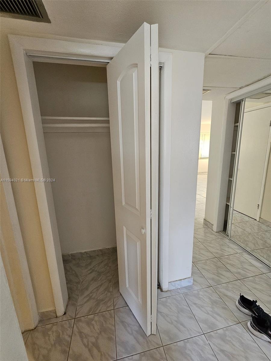 SEVENTEENTH GREEN CONDO - Residential Lease