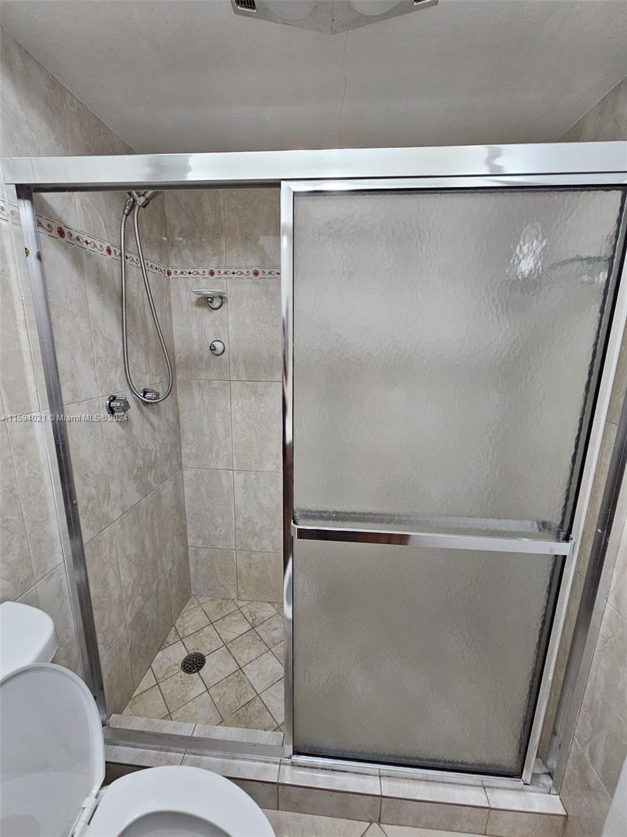 SEVENTEENTH GREEN CONDO - Residential Lease