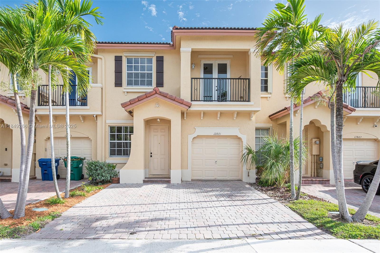 Welcome to your new home in the beautifully maintained community of Tuscany Village! This spacious 3-bedroom, 2.5-bath townhouse blends comfort, style, and convenience in a resort-style setting. Step inside to soaring 9-foot ceilings and a thoughtfully designed layout that offers both privacy and flow.
Generously sized rooms and abundant closet space provide plenty of room to grow. The oversized primary suite spans nearly half of the upper level and features a massive L-shaped walk-in closet measuring over 80 square feet.
Enjoy peace of mind with a low HOA fee that includes reserves, adding long-term value and stability. Enjoy numerous amenities, including a swimming pool, clubhouse, playground, and 24-hour security patrol service.