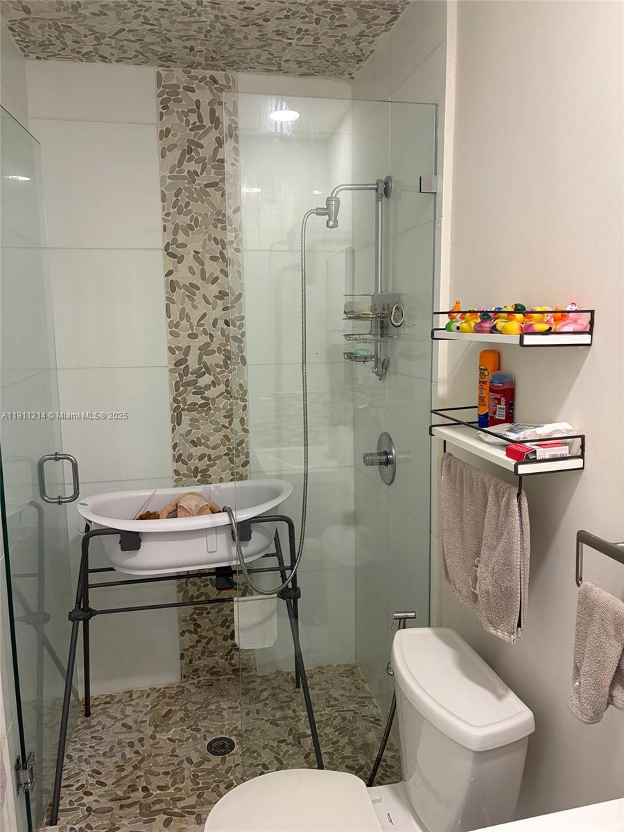 BEACH CLUB VILLAS CONDO - Residential Lease