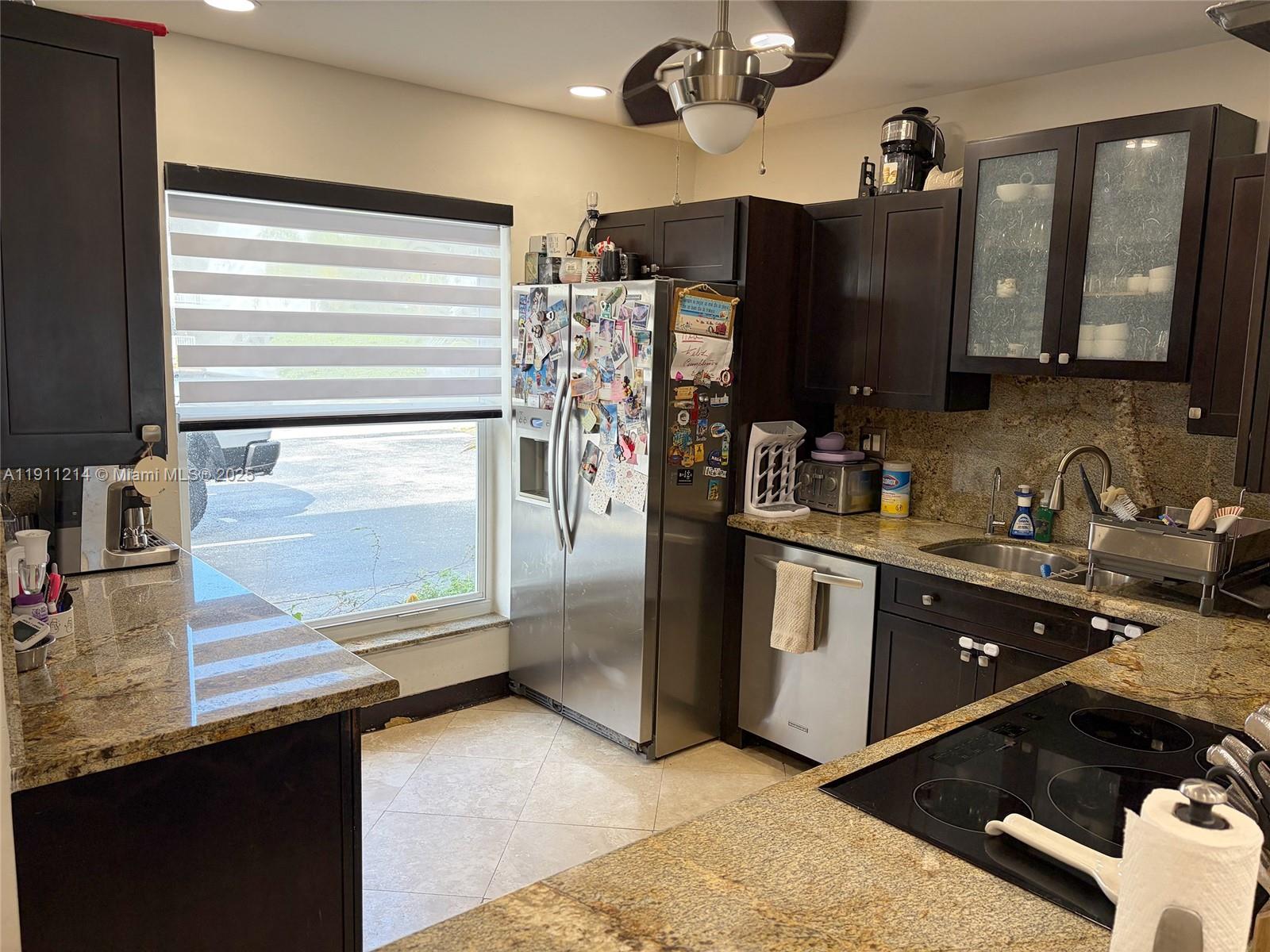 BEACH CLUB VILLAS CONDO - Residential Lease