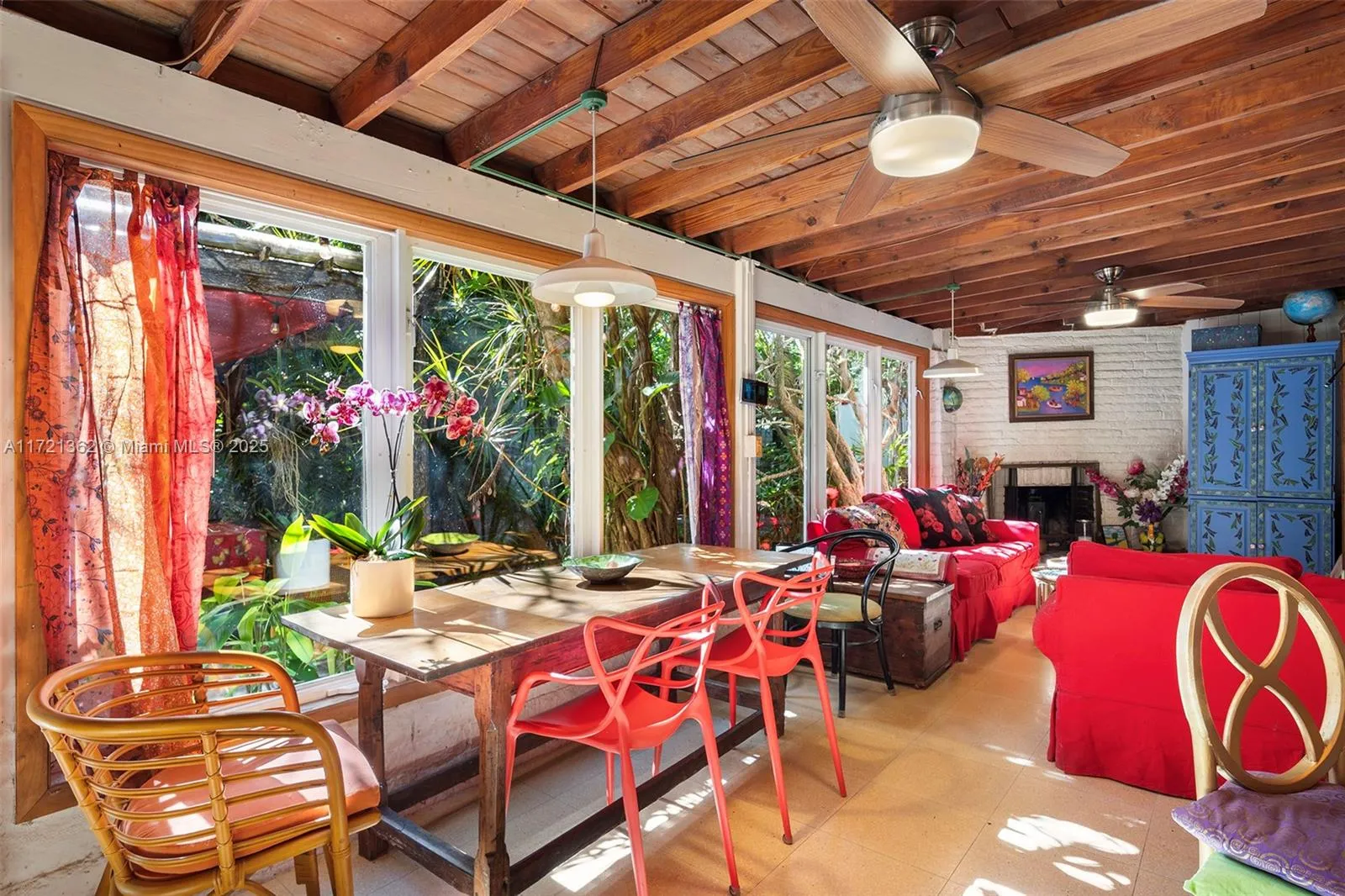 Miami, Florida 33143, United States, 3 Bedrooms Bedrooms, ,2 BathroomsBathrooms,Residential,Pending,19411